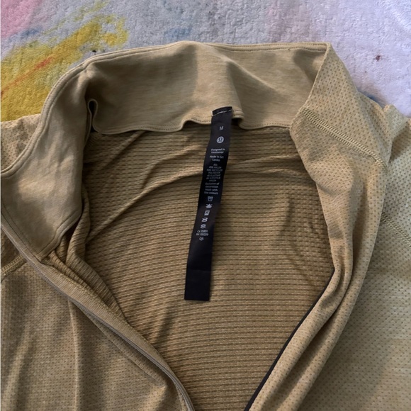 Lululemon Athletica 1/2-Zip Long Sleeve - Picture 3 of 4
